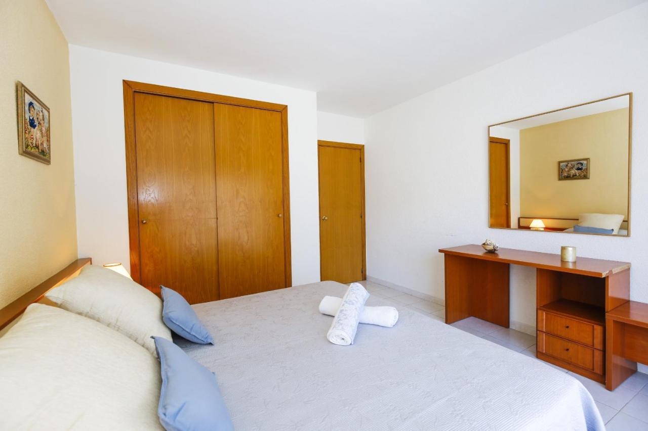Gongora Planet Costa Dorada Apartment Cambrils Bagian luar foto